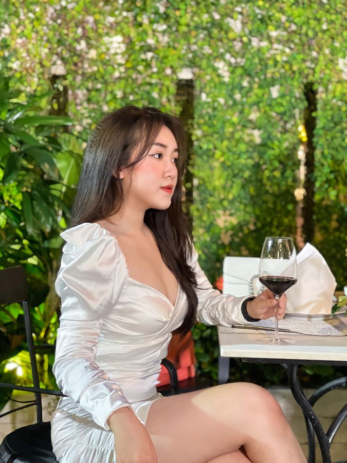 Vũ Phạm Thiên Thanh - Hotgirl cá tính