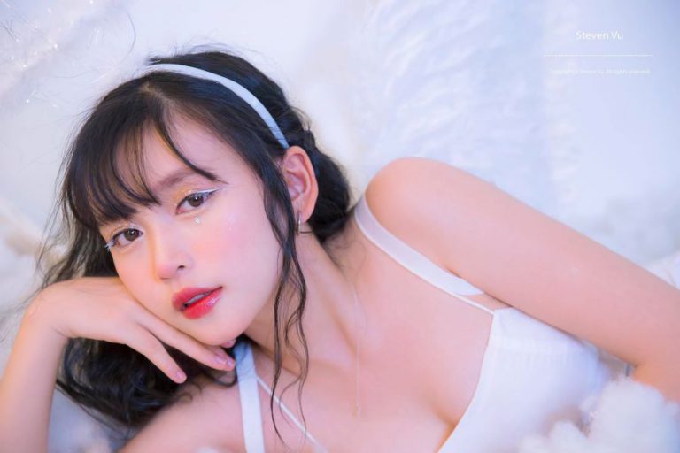 Hot girl Hồng Linh – cô gái sở hữu visual vạn người mê